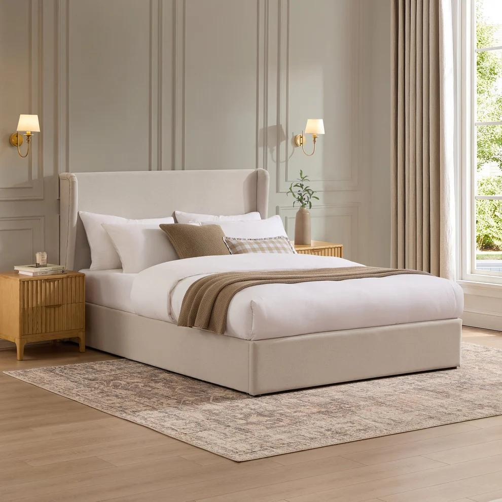 Modern Simple and Cozy Upholstered Bed