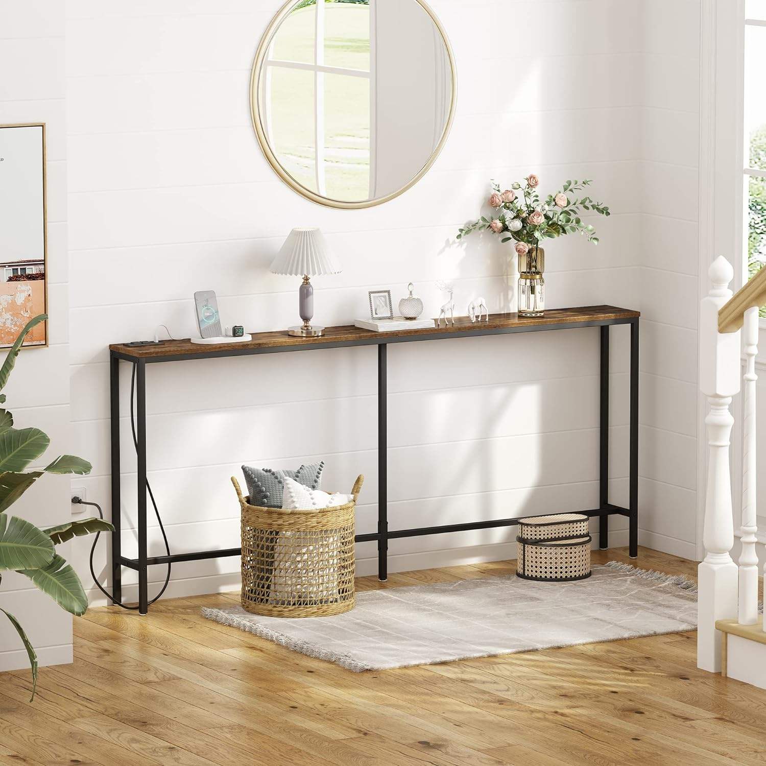 2026 Wholesale Antique Industrial Style Modern Long Living Room Black and Gold Hallow Console Table With USB Charge