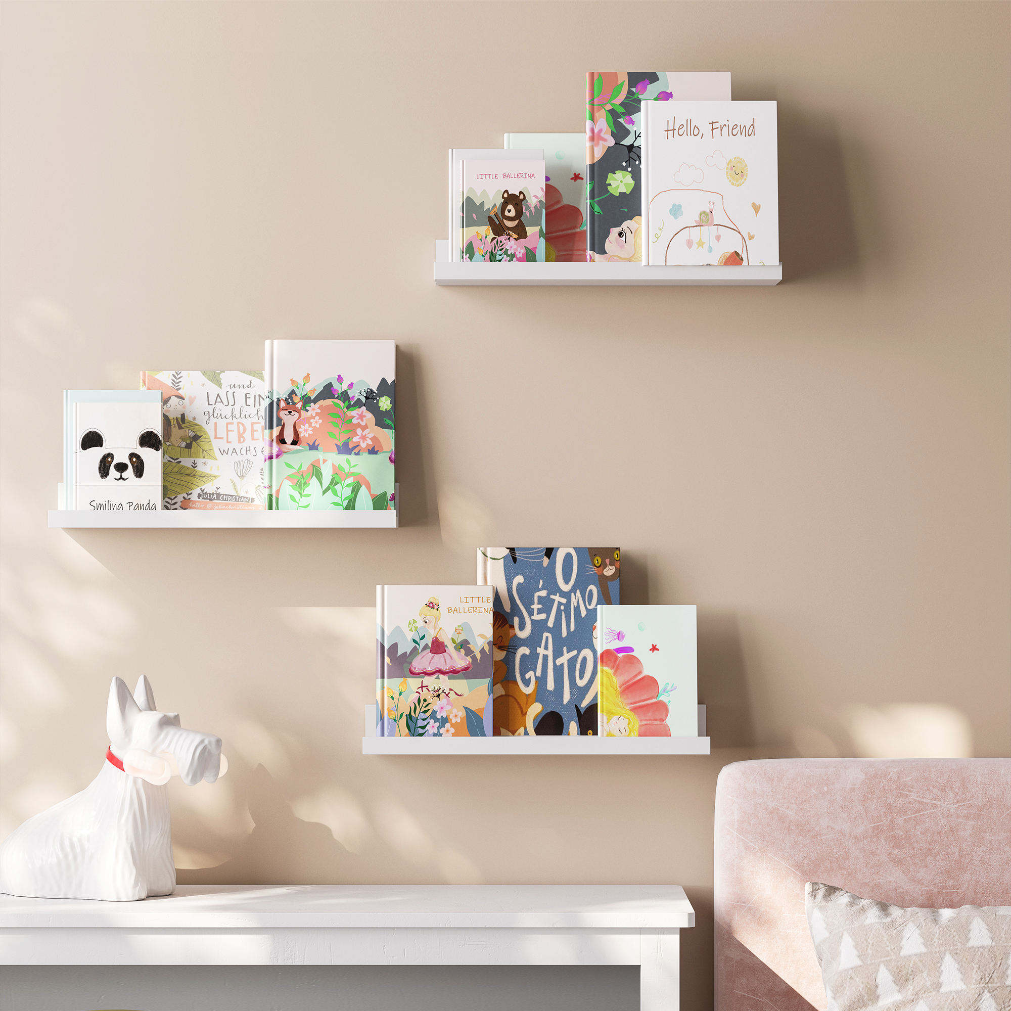 A Set of 3 Wall-mounted Floating Shelves Suitable for Modern Living Rooms and Bathrooms.